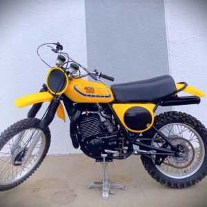 1976 YAMAHA YZ 400 Signature